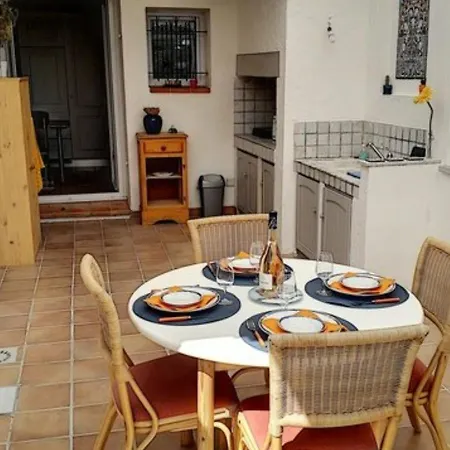 Casa vacanze Maison Bormes-les-mimosas, 4 Pièces, 6 Personnes - Fr-1-610-47